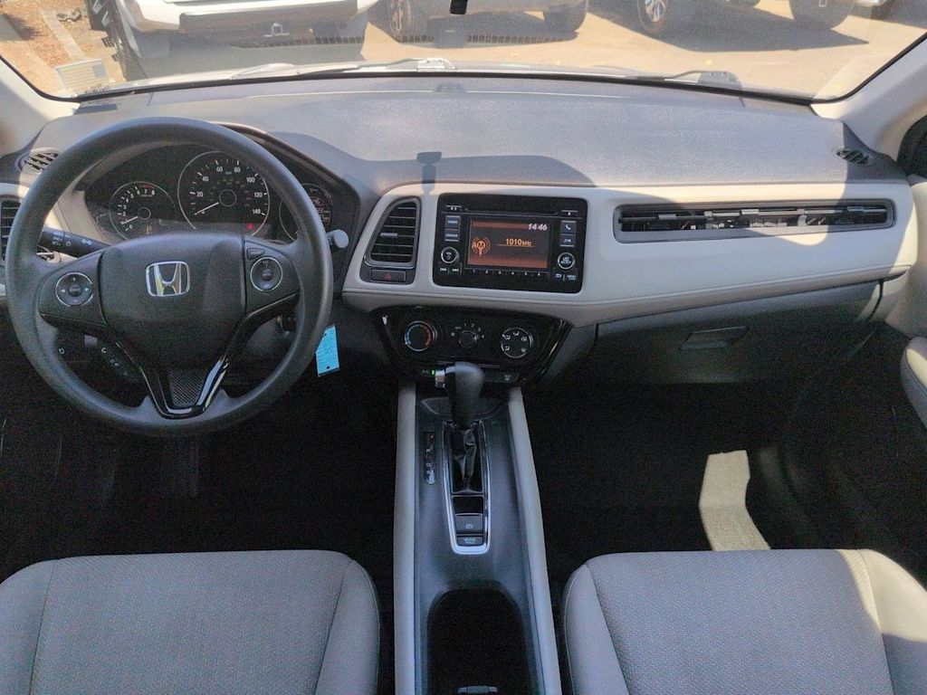 Thumbnail: 2017 Honda HR-V - 9