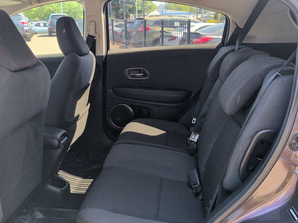 Thumbnail: 2019 Honda HR-V - 28