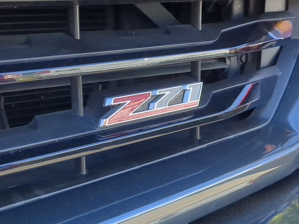 Thumbnail: 2018 Chevrolet Silverado 1500 - 29