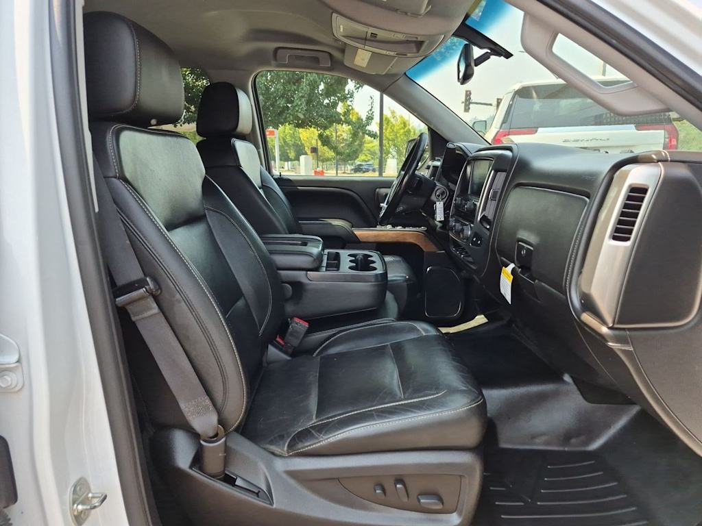 Thumbnail: 2018 Chevrolet Silverado 1500 - 12