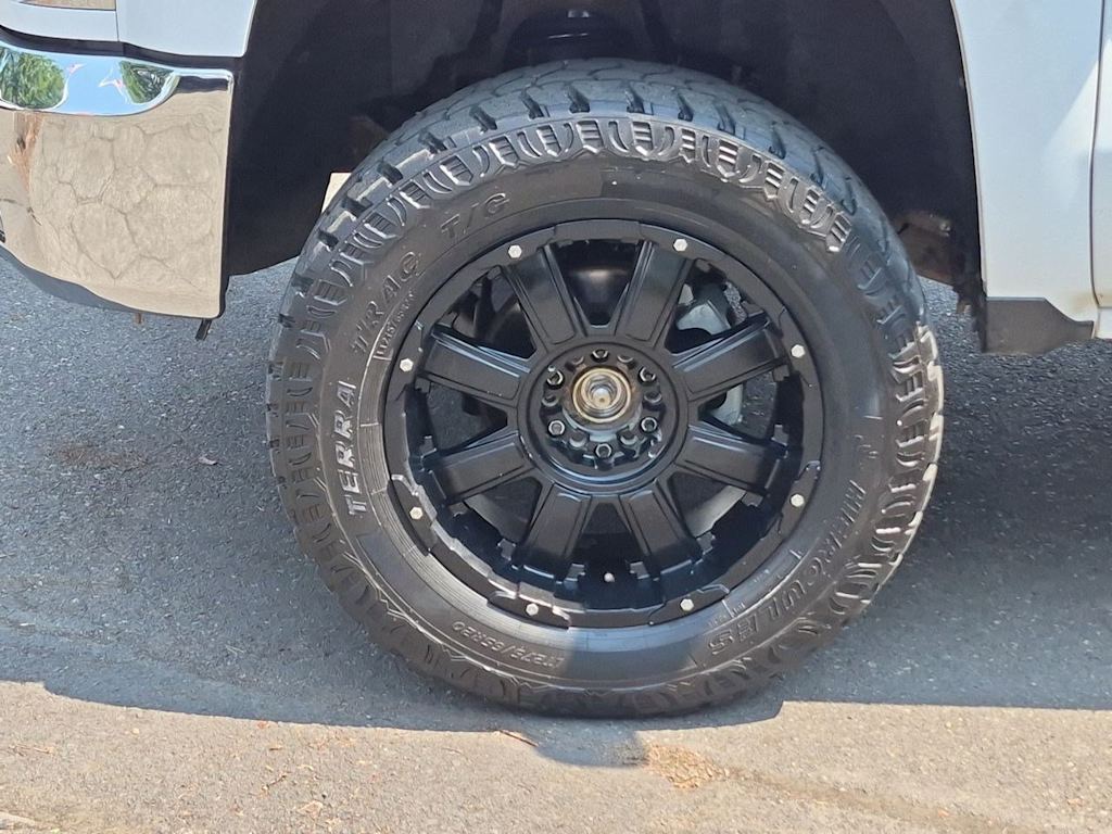 Thumbnail: 2018 Chevrolet Silverado 1500 - 8