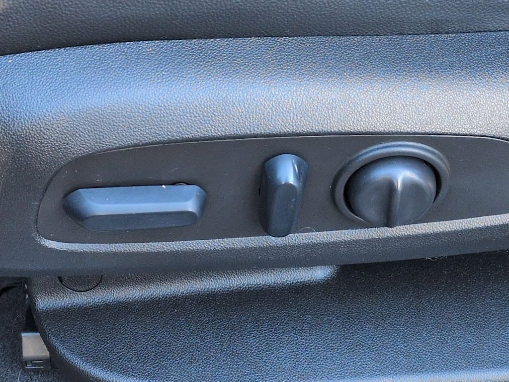 Thumbnail: 2022 GMC Terrain - 27