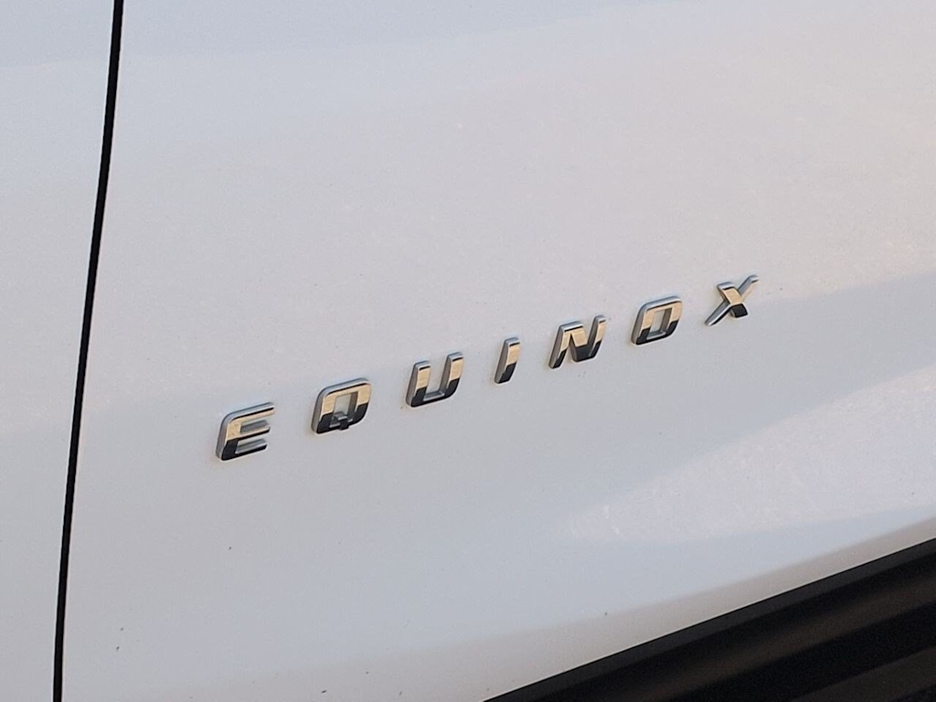 Thumbnail: 2023 Chevrolet Equinox - 26