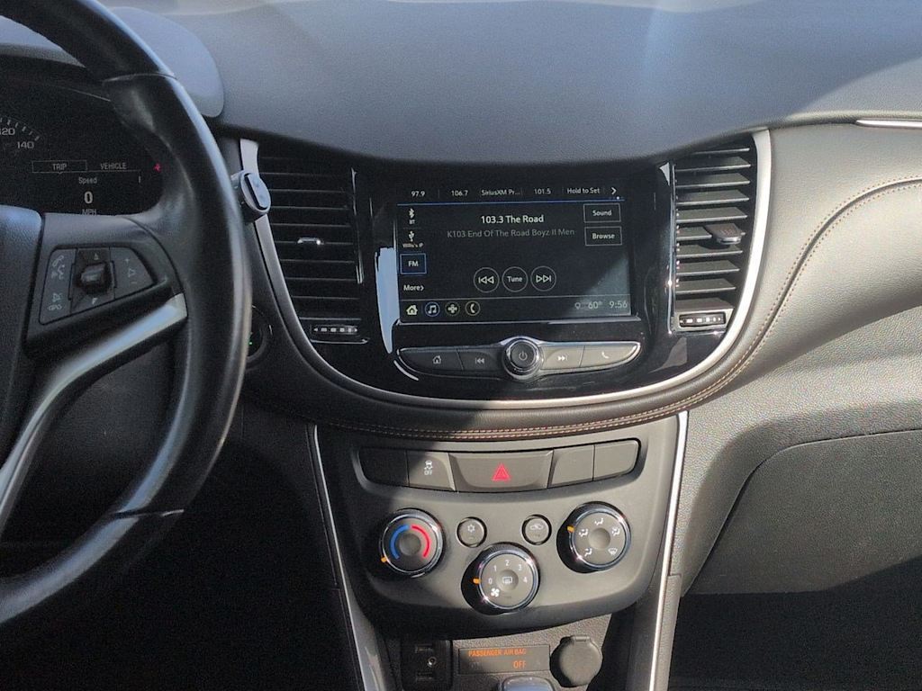 Thumbnail: 2018 Chevrolet Trax - 15