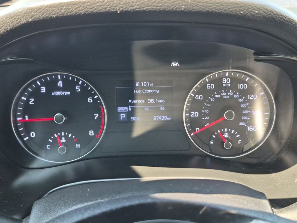 Thumbnail: 2020 Kia Forte - 36