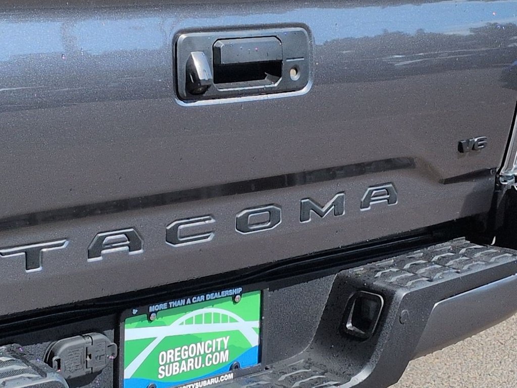 Thumbnail: 2020 Toyota Tacoma - 25