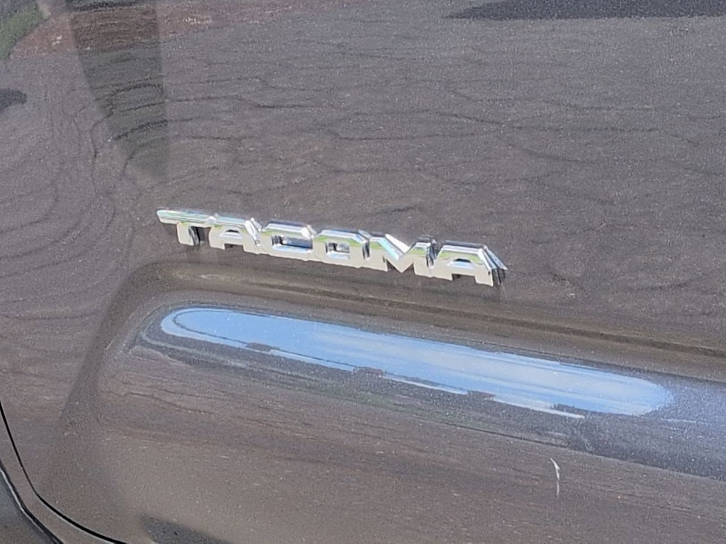 Thumbnail: 2021 Toyota Tacoma - 23
