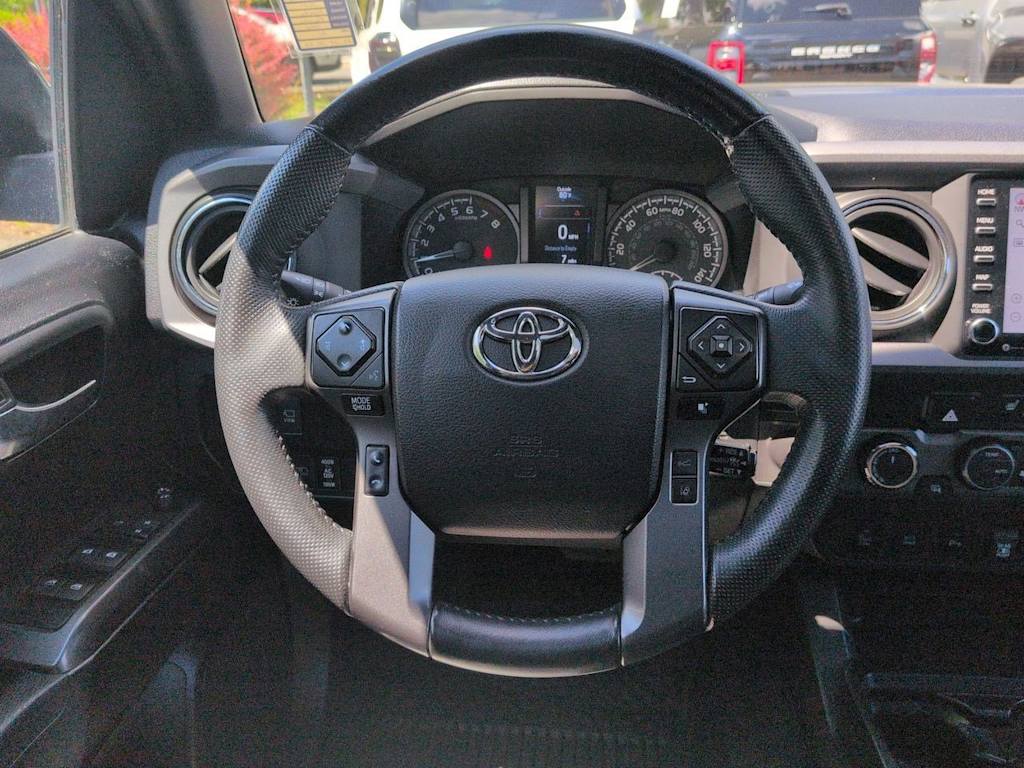 Thumbnail: 2021 Toyota Tacoma - 13