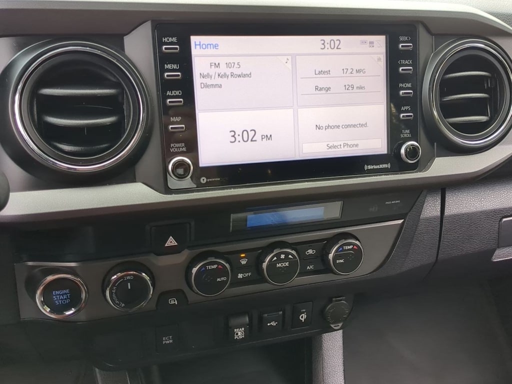 Thumbnail: 2021 Toyota Tacoma - 14