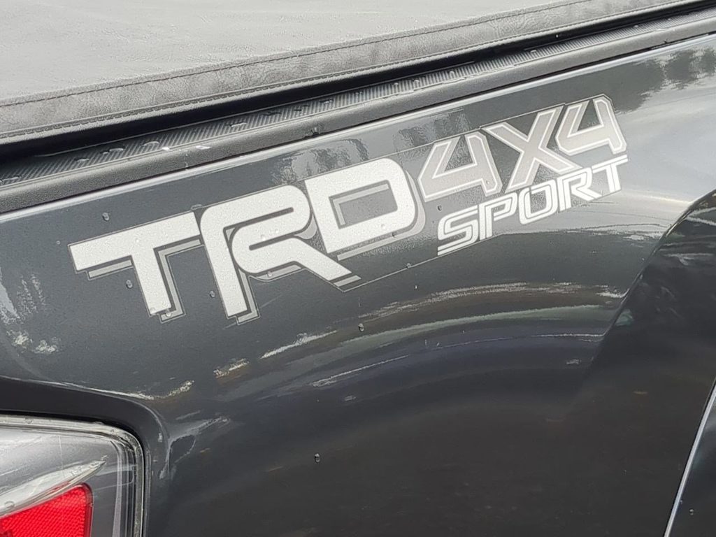 Thumbnail: 2021 Toyota Tacoma - 23