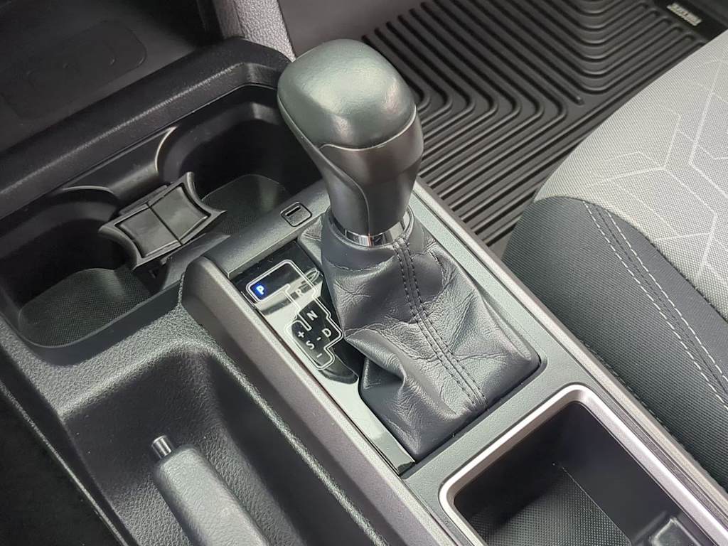 Thumbnail: 2021 Toyota Tacoma - 32