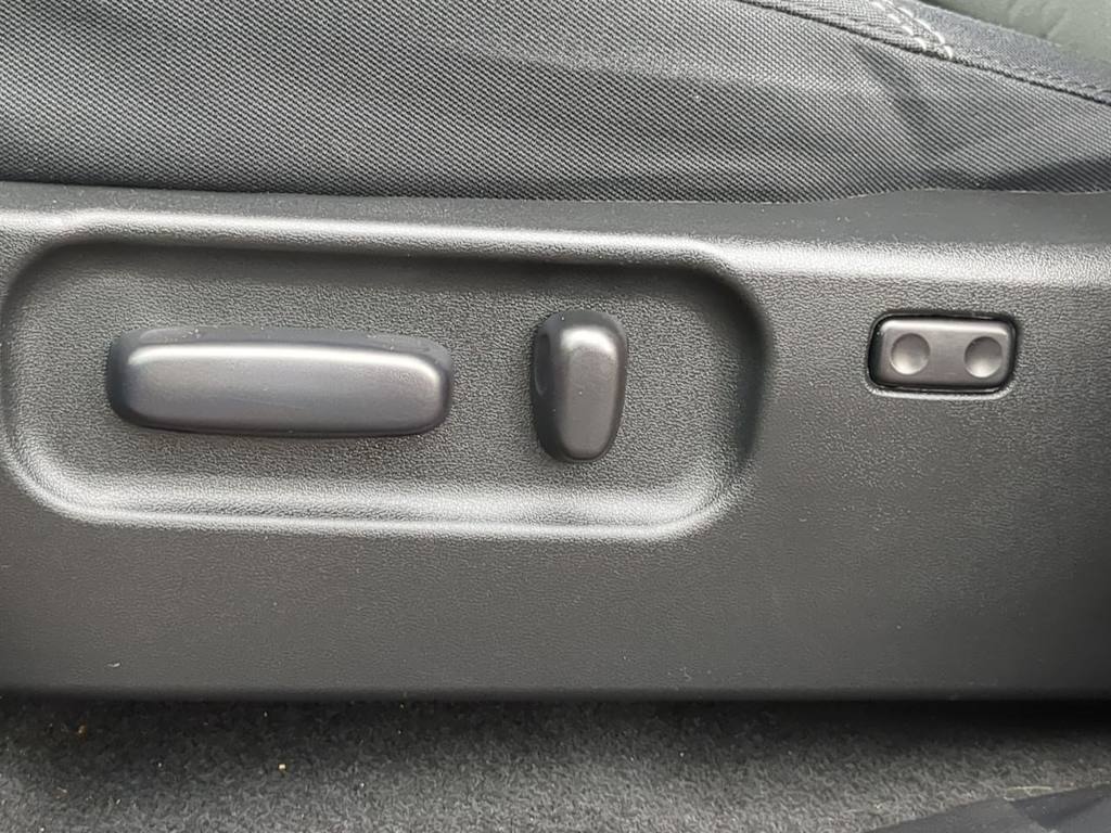 Thumbnail: 2021 Toyota Tacoma - 24