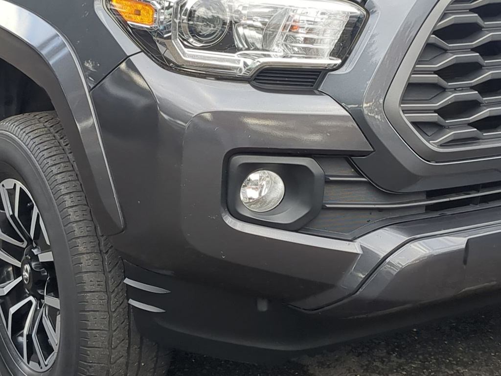 Thumbnail: 2021 Toyota Tacoma - 22