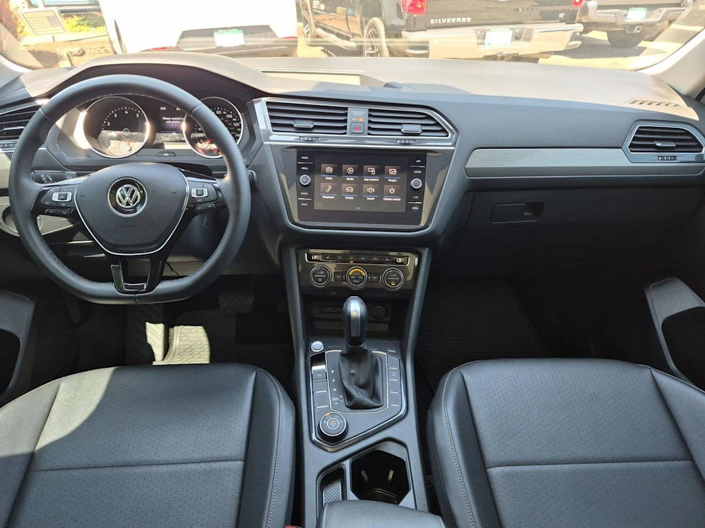 Thumbnail: 2020 Volkswagen Tiguan - 9