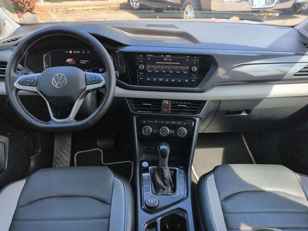 Thumbnail: 2022 Volkswagen Taos - 9