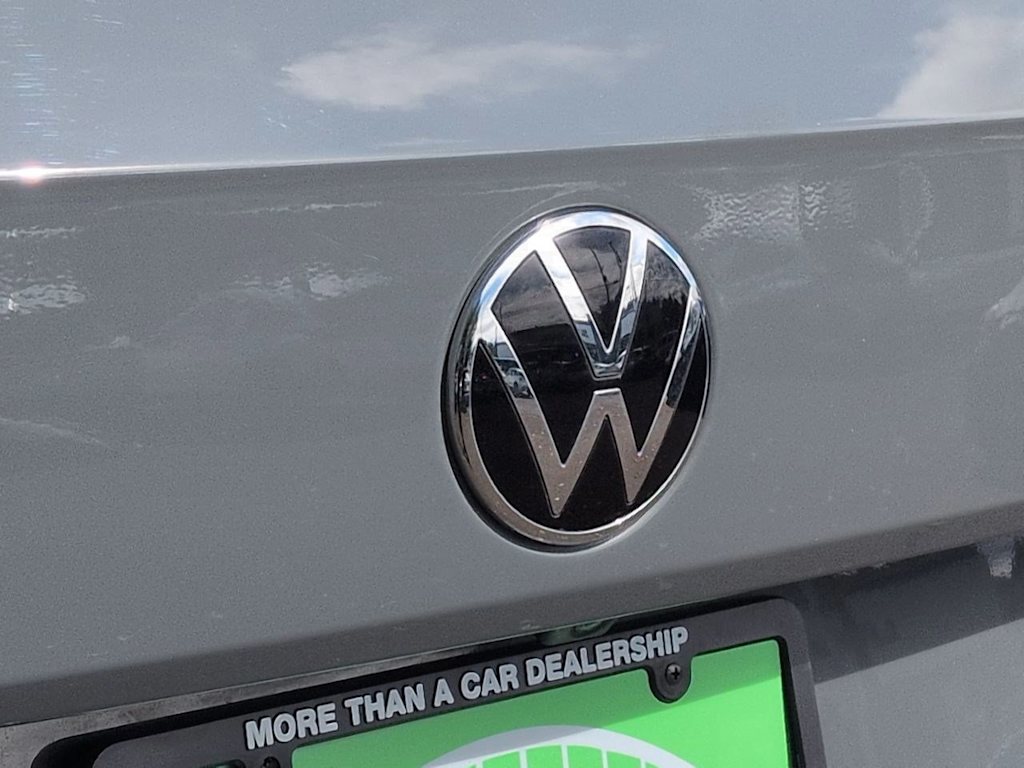 Thumbnail: 2022 Volkswagen Taos - 7