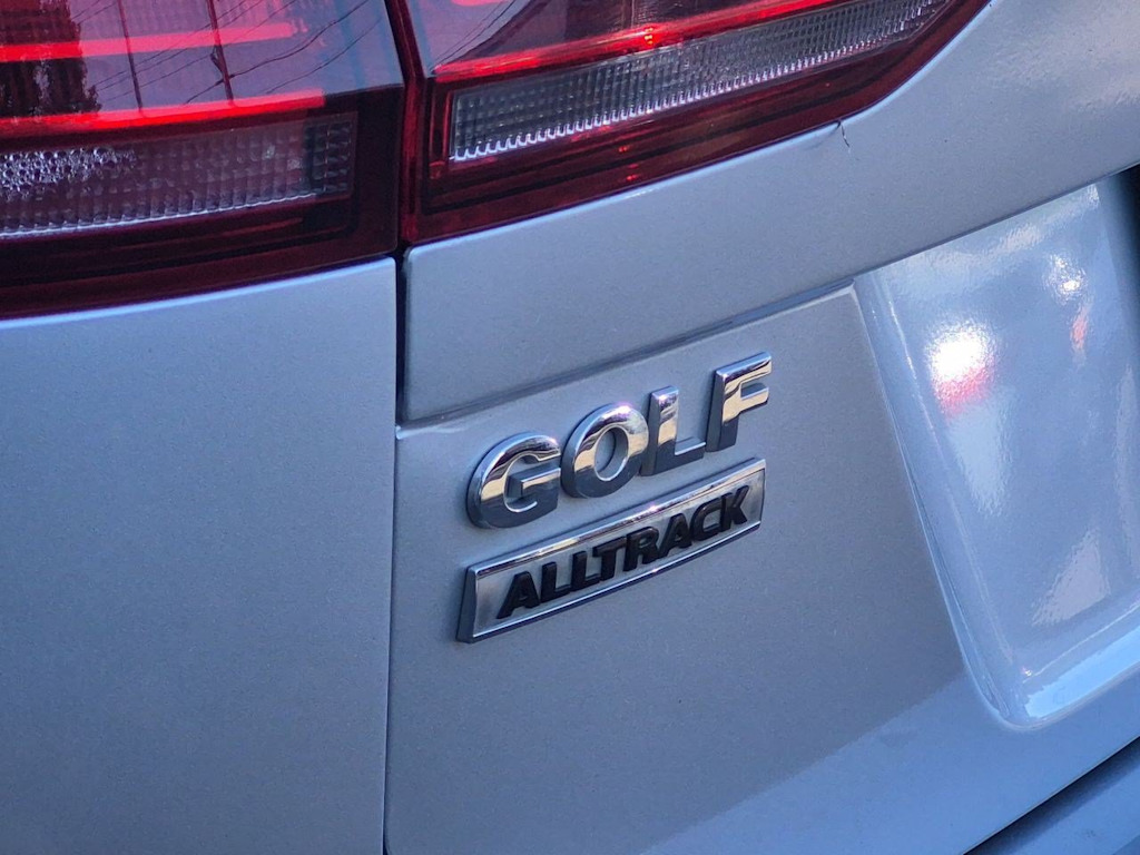 Thumbnail: 2017 Volkswagen Golf - 26