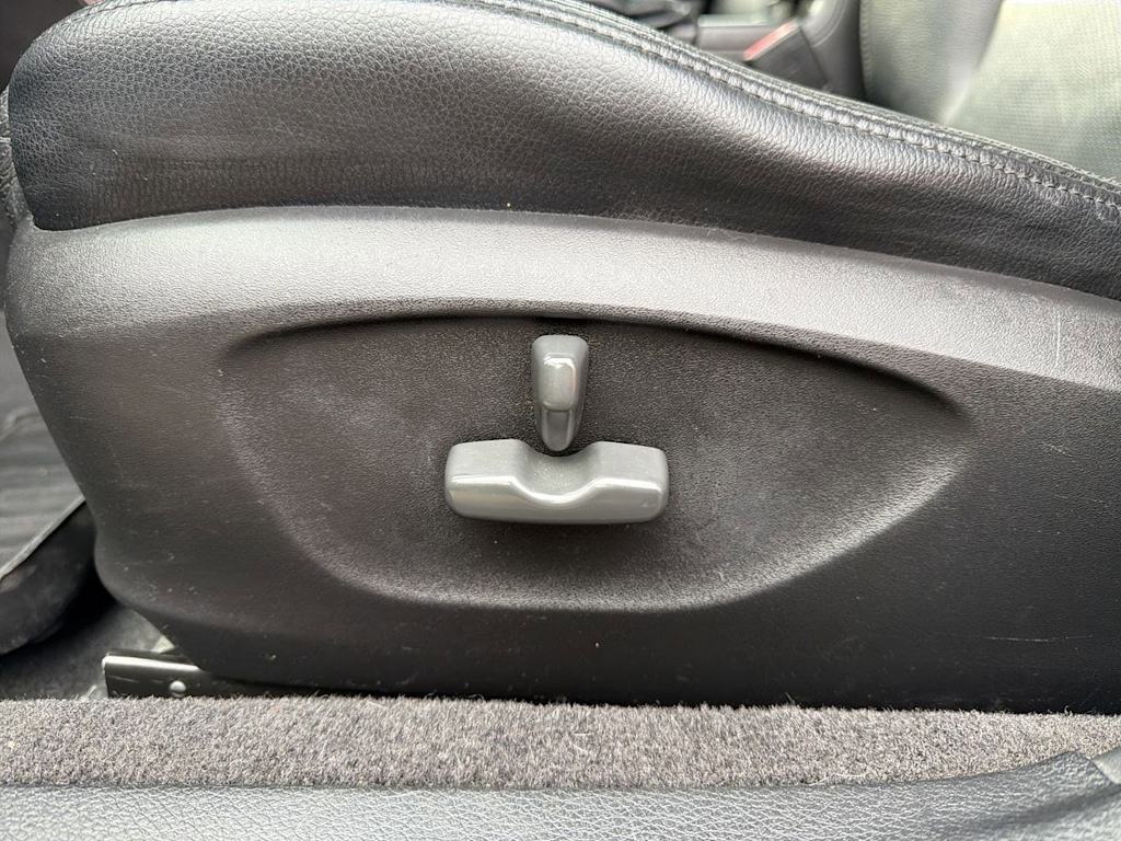 Thumbnail: 2009 Subaru Legacy - 29