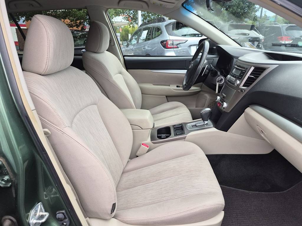 Thumbnail: 2013 Subaru Outback - 11
