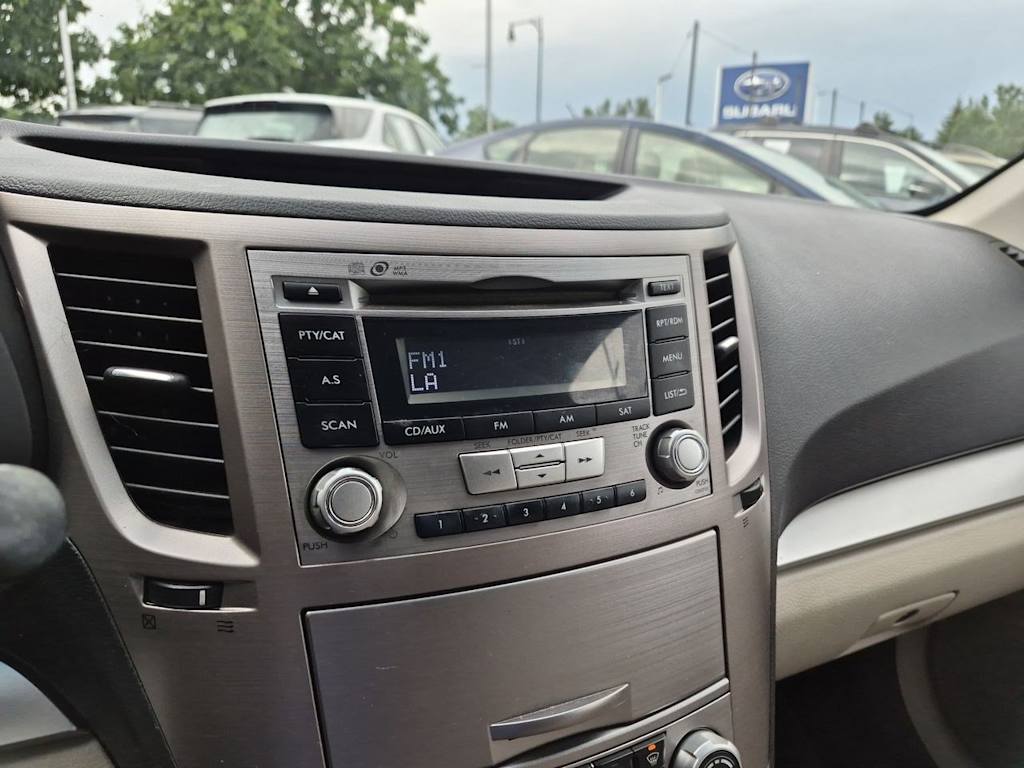 Thumbnail: 2013 Subaru Outback - 34