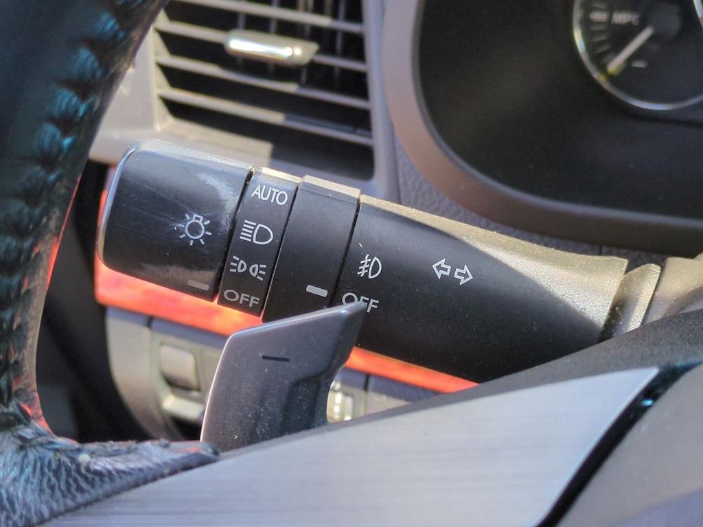 Thumbnail: 2011 Subaru Outback - 34