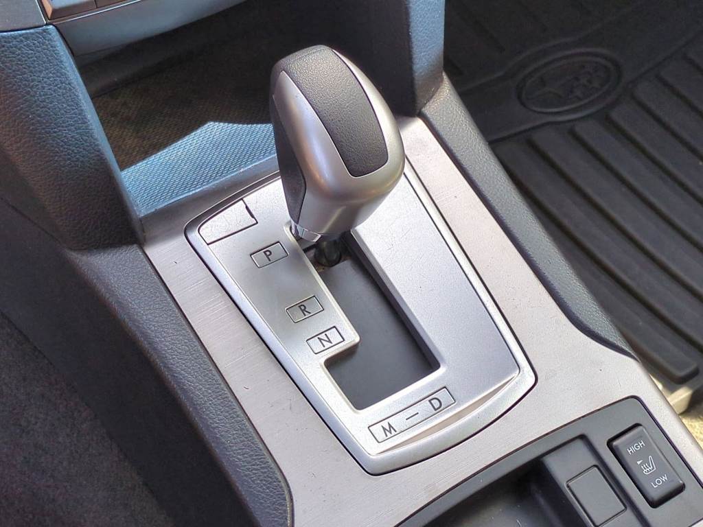 Thumbnail: 2011 Subaru Outback - 16