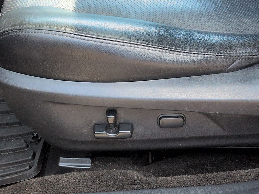 Thumbnail: 2014 Subaru Outback - 27