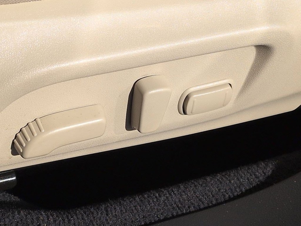 Thumbnail: 2018 Subaru Outback - 25