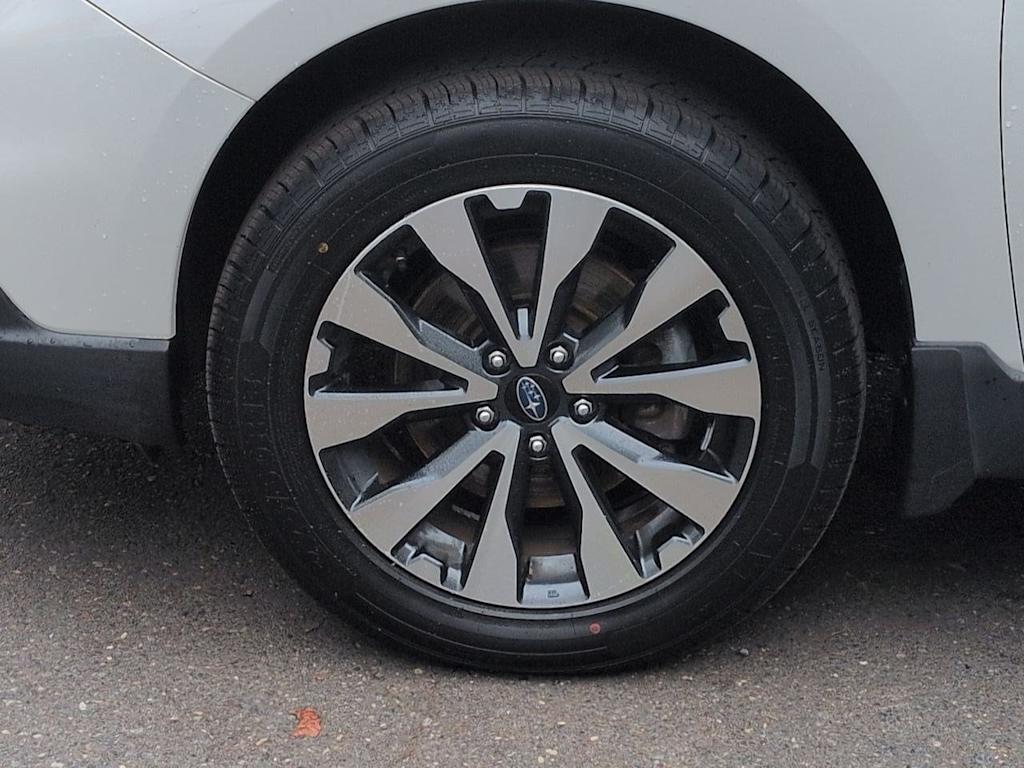 Thumbnail: 2015 Subaru Outback - 7