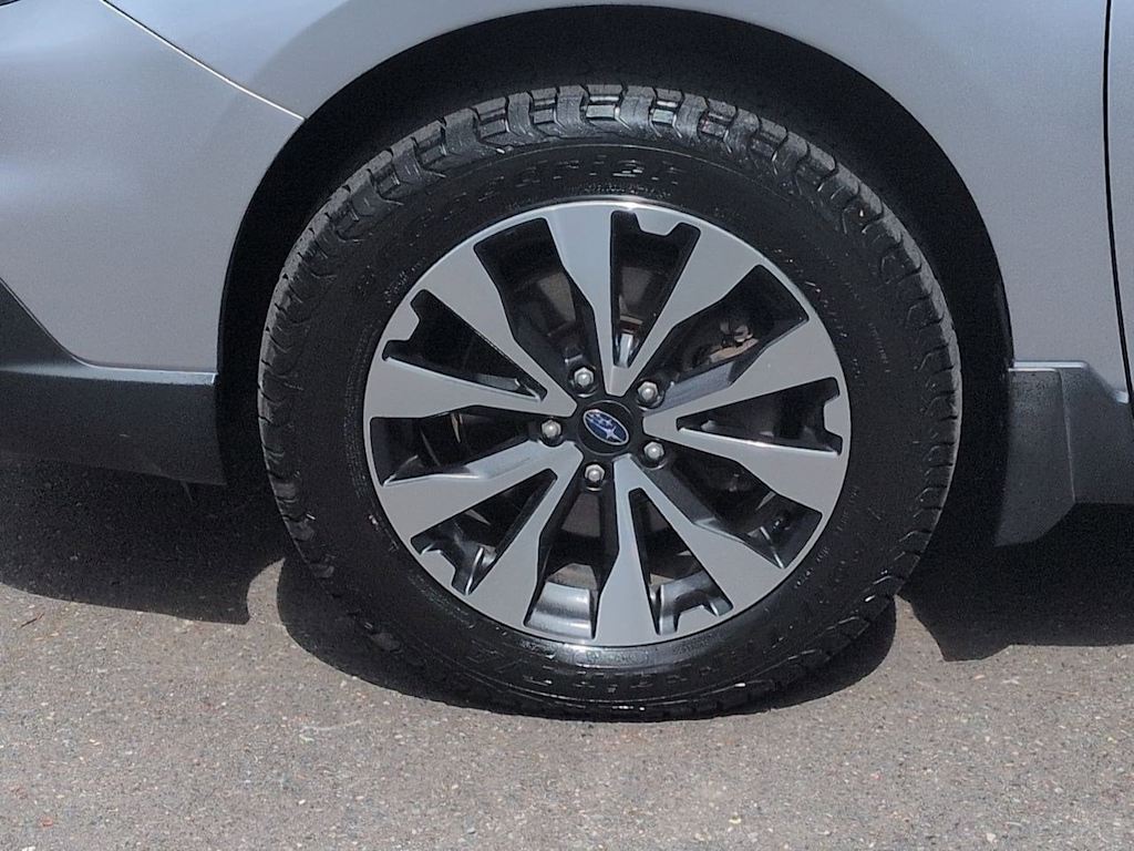Thumbnail: 2017 Subaru Outback - 8