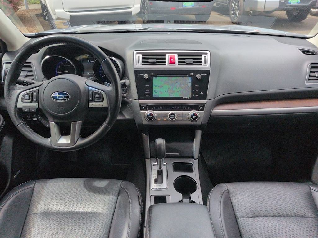 Thumbnail: 2017 Subaru Outback - 10