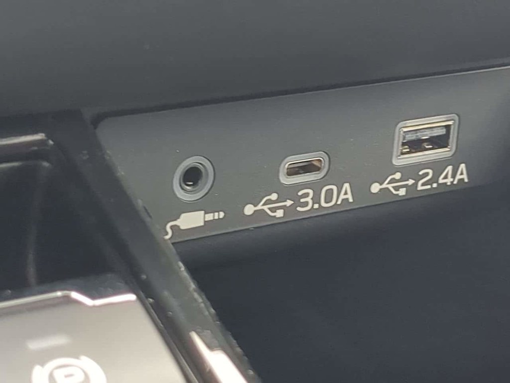 2025 Subaru Outback Premium 46