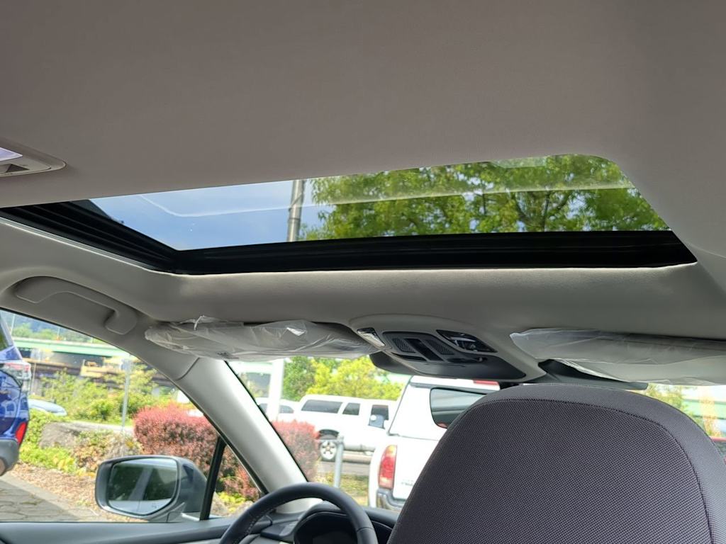 2025 Subaru Outback Premium 40