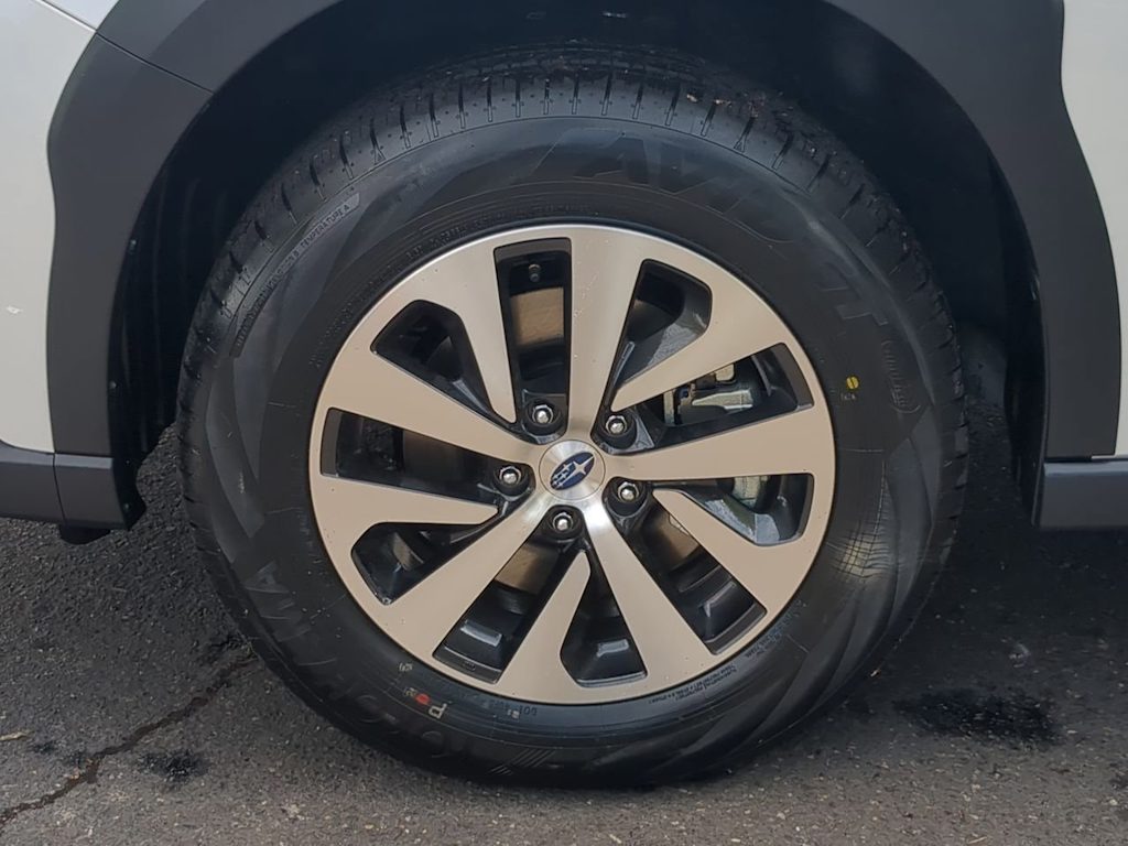 2025 Subaru Outback Premium 8