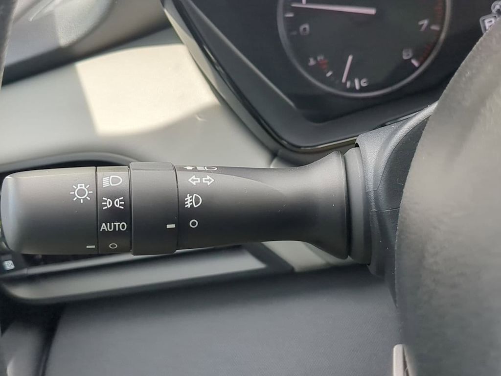 2025 Subaru Outback Premium 43