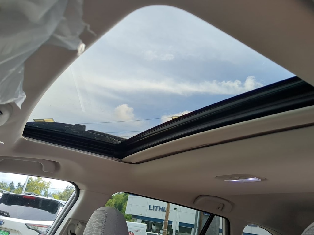 2025 Subaru Outback Premium 37