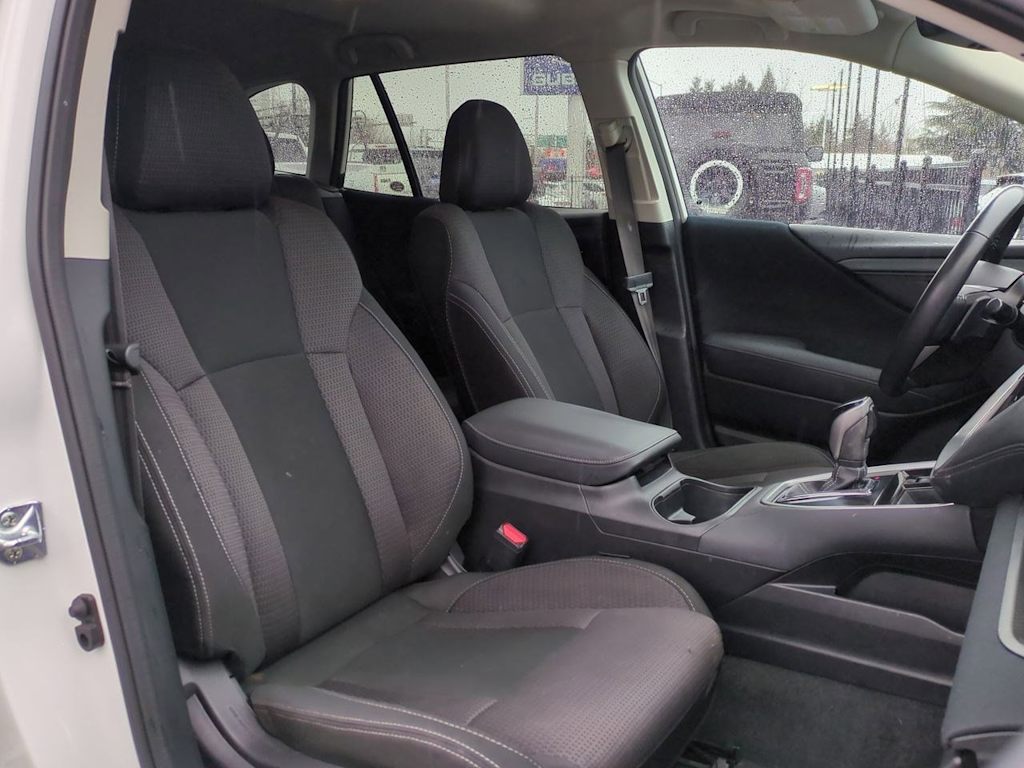 2022 Subaru Outback Premium 12