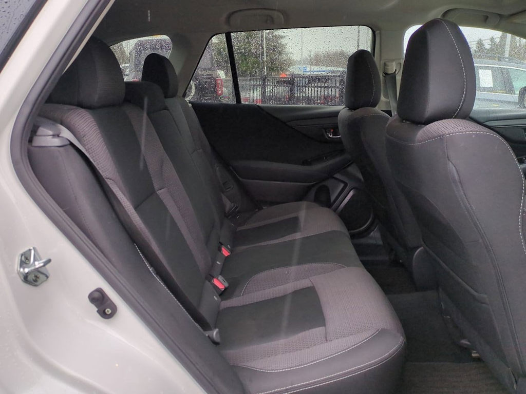 2022 Subaru Outback Premium 29