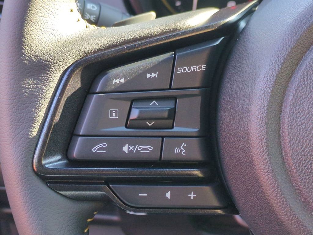 2025 Subaru Crosstrek Sport 32
