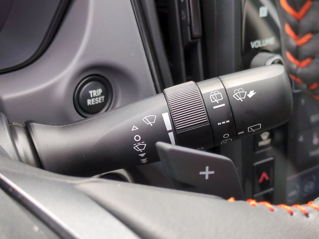2025 Subaru Crosstrek Limited 32