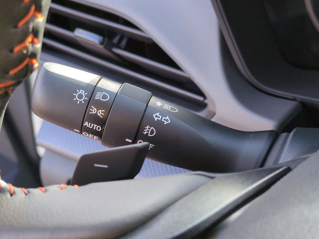 2025 Subaru Crosstrek Limited 34