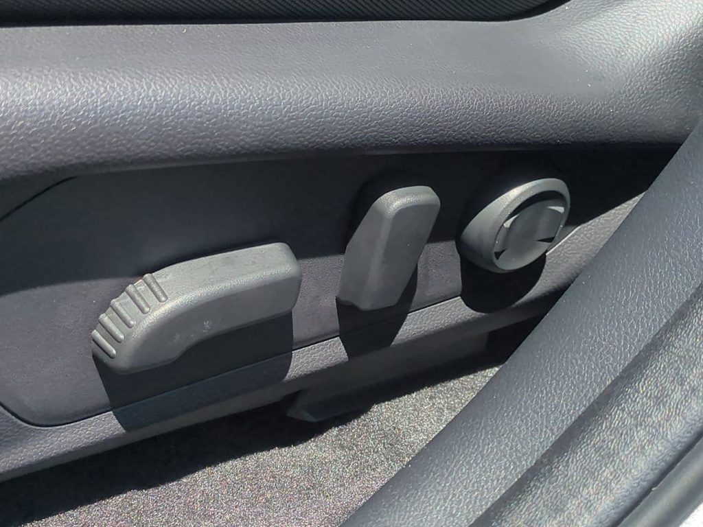 Thumbnail: 2025 Subaru Crosstrek - 27