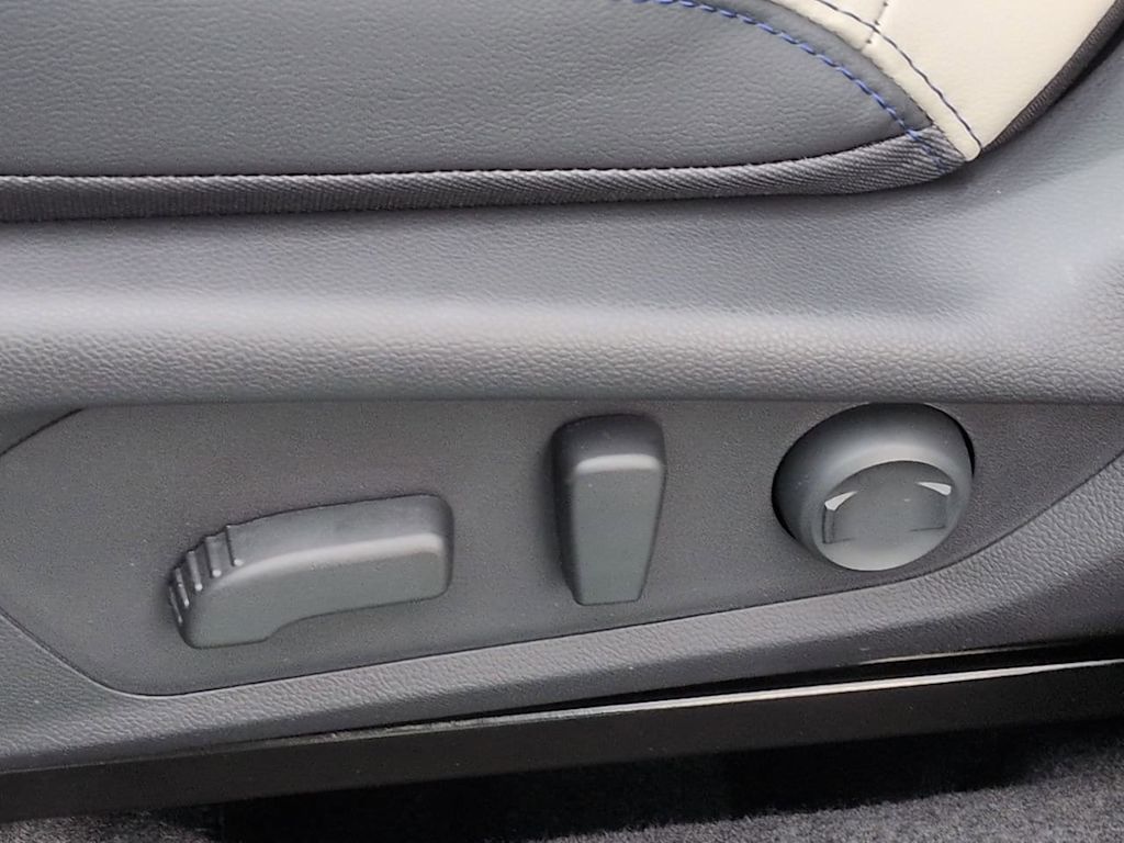 Thumbnail: 2026 Subaru Forester - 26