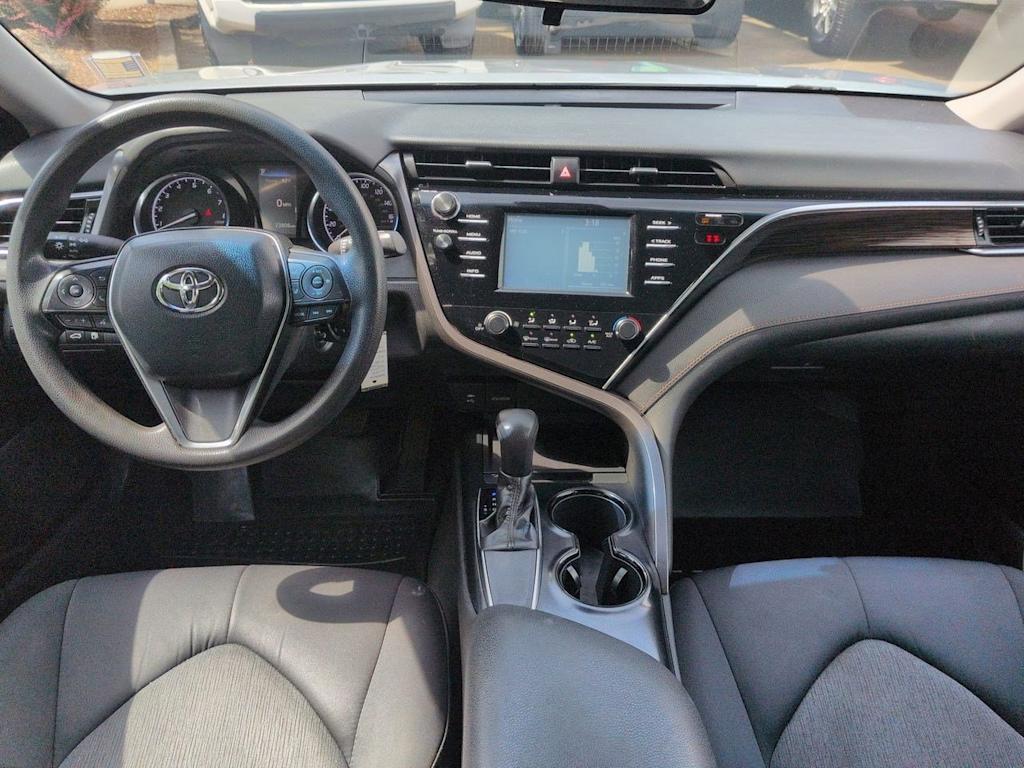 Thumbnail: 2018 Toyota Camry - 10