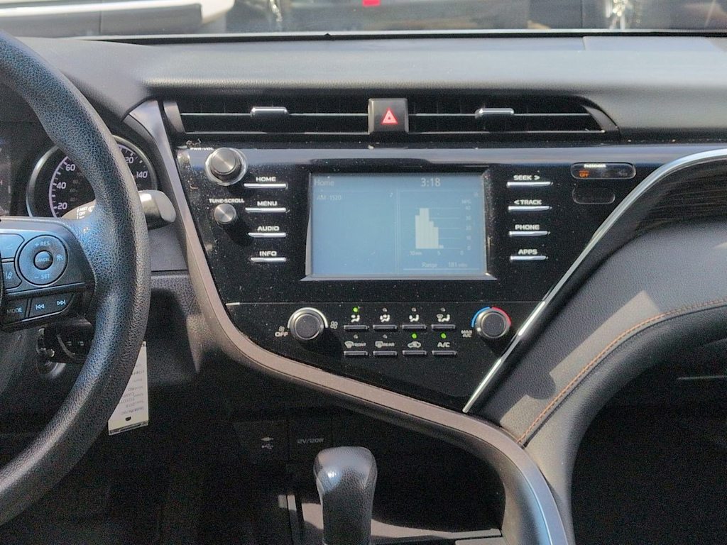 Thumbnail: 2018 Toyota Camry - 15