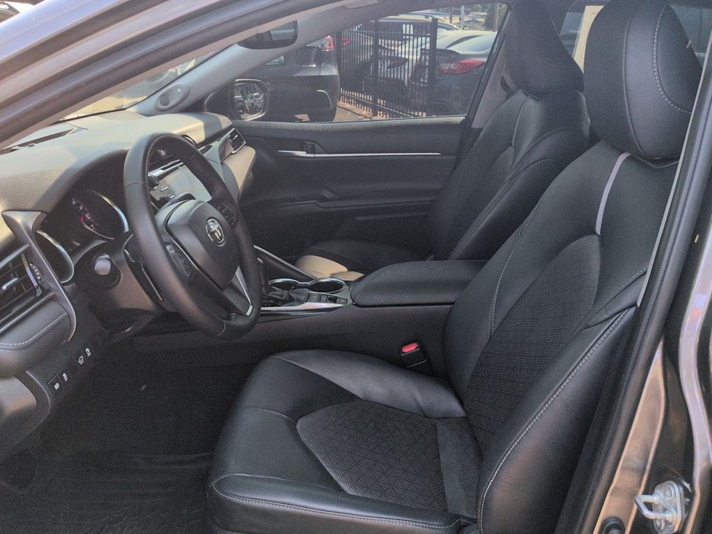 Thumbnail: 2019 Toyota Camry - 11