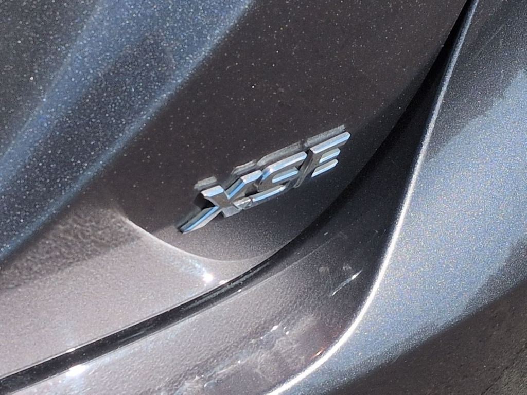 Thumbnail: 2019 Toyota Camry - 26