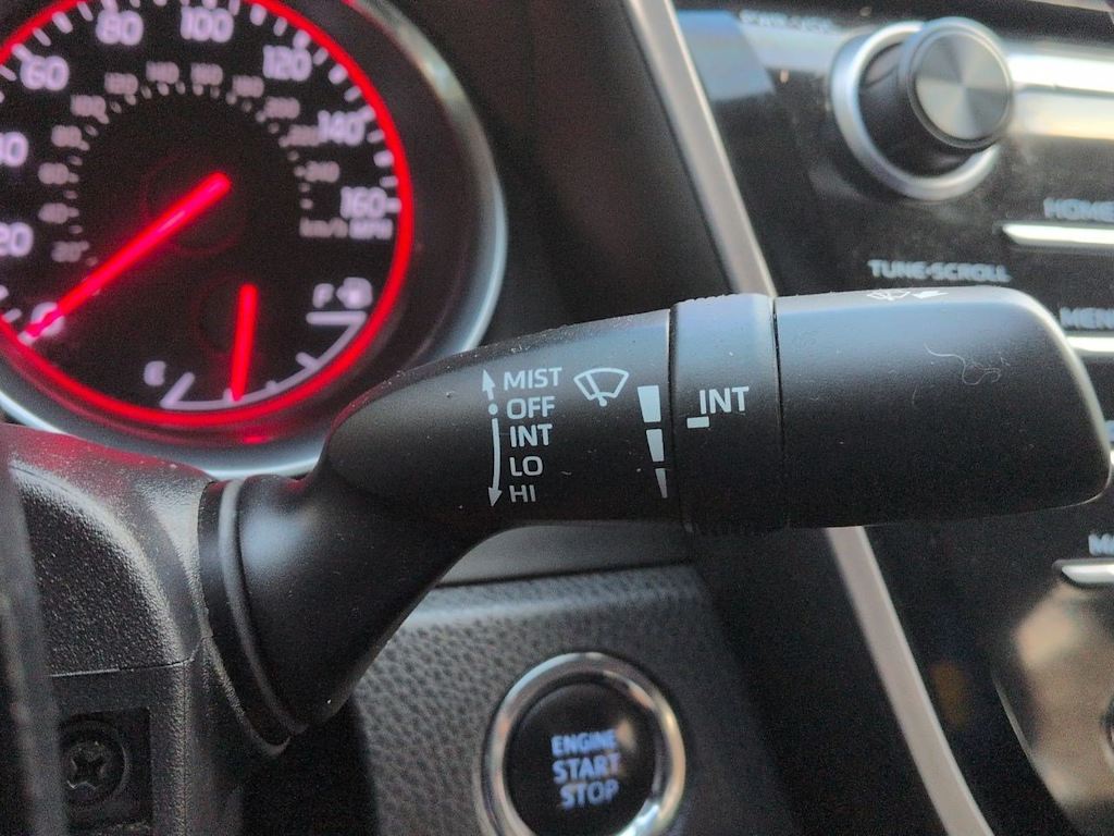 Thumbnail: 2019 Toyota Camry - 31
