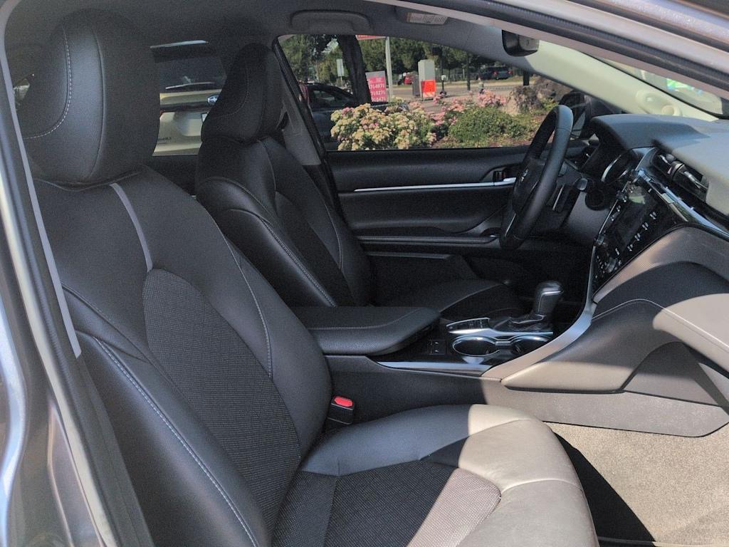 Thumbnail: 2019 Toyota Camry - 12