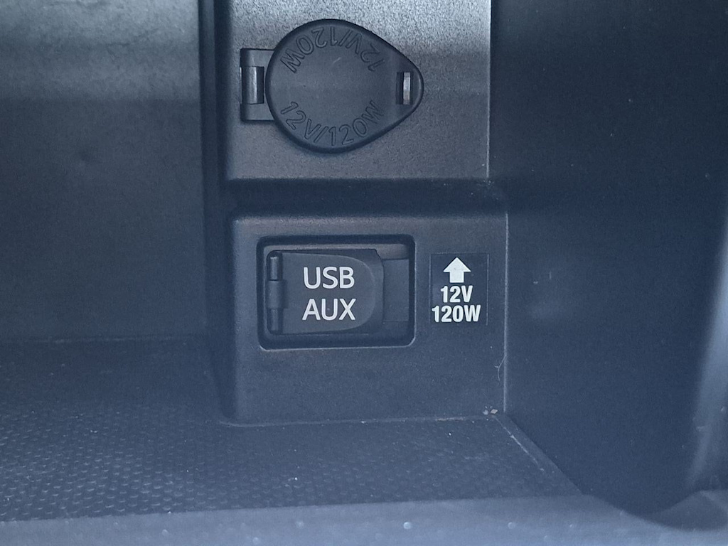 Thumbnail: 2012 Toyota Camry - 36